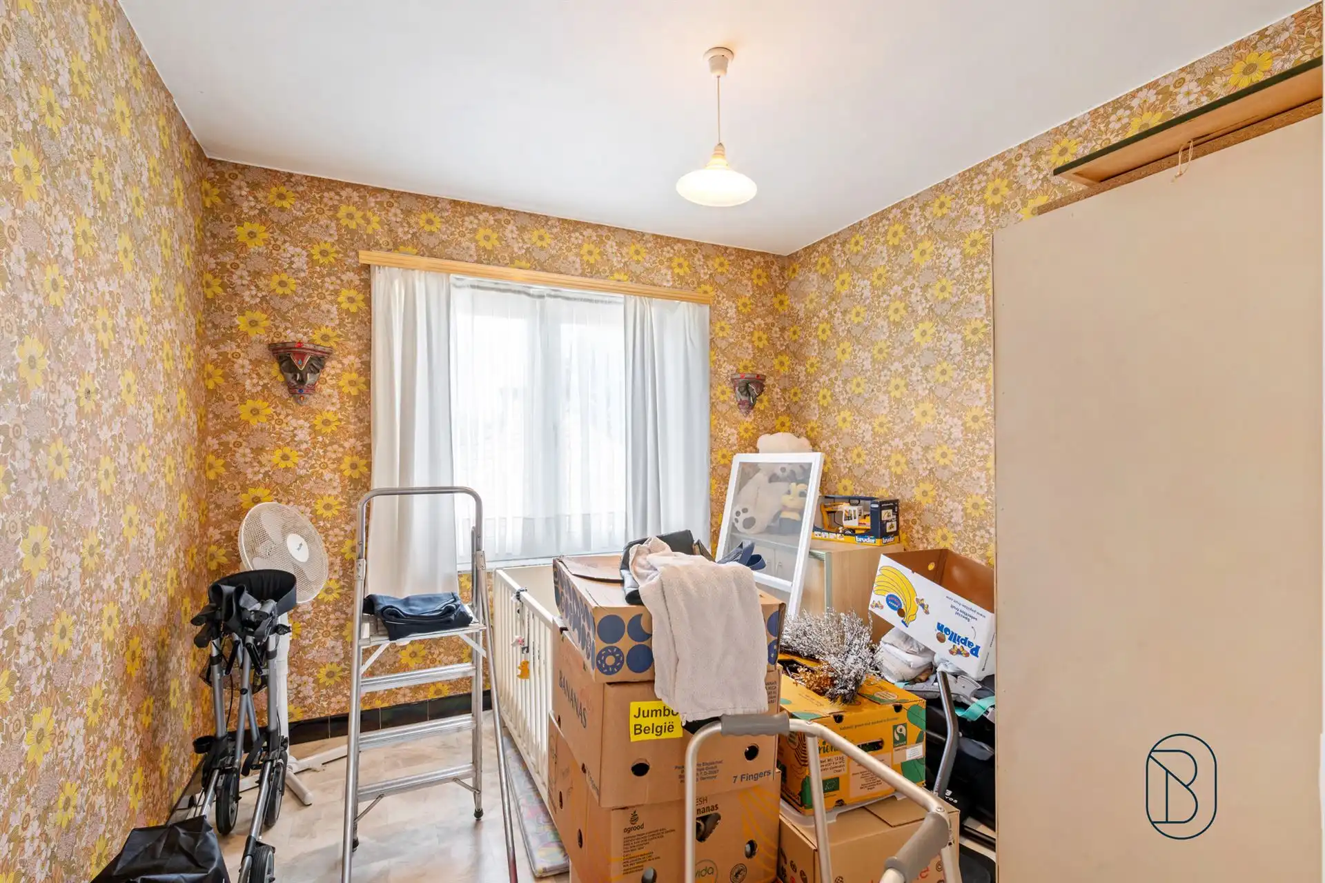 Ruime gezinswoning met garage in landelijke omgeving foto 19