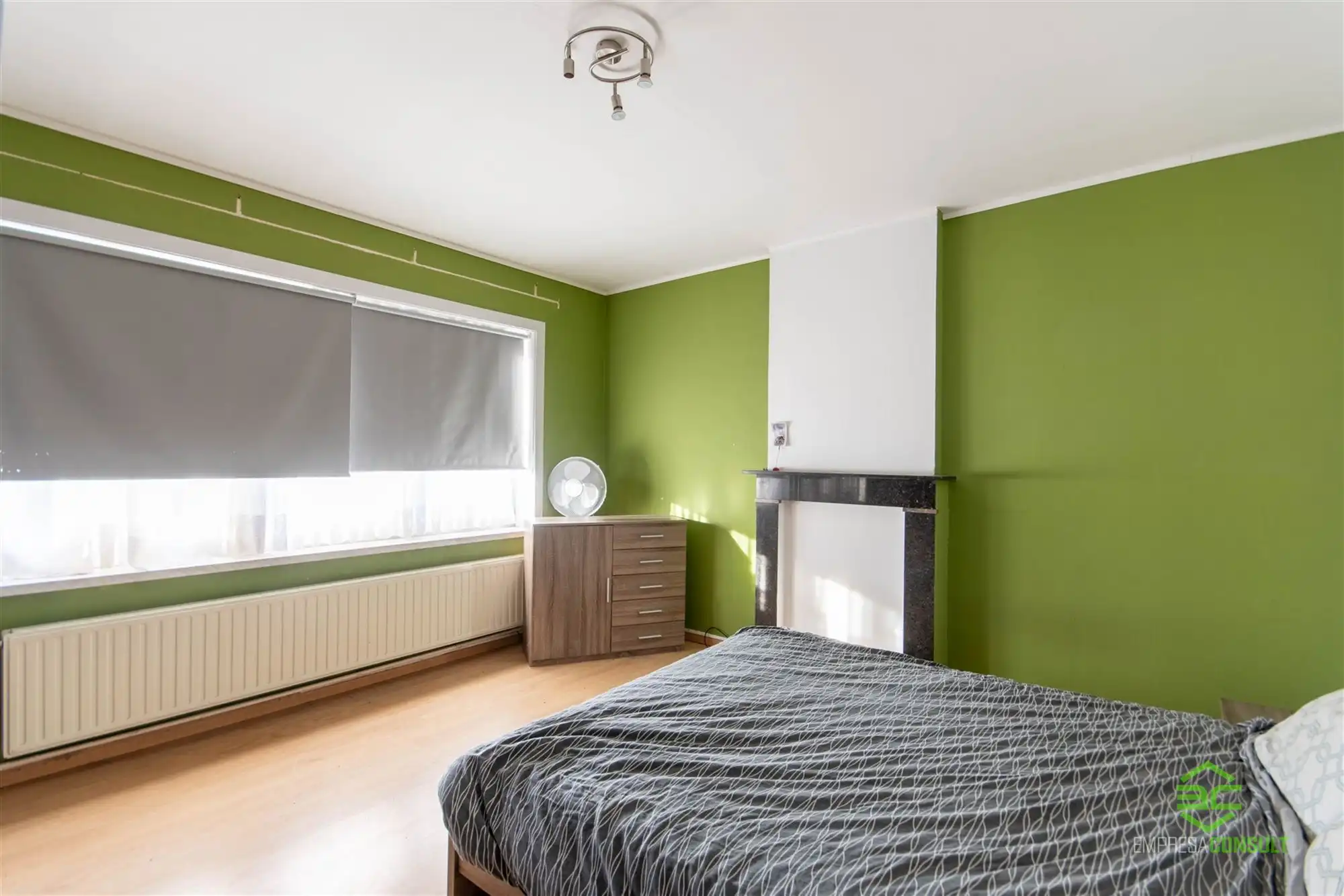 Op te frissen ruime gezinswoning in Kermt op 7a 54ca! foto 7