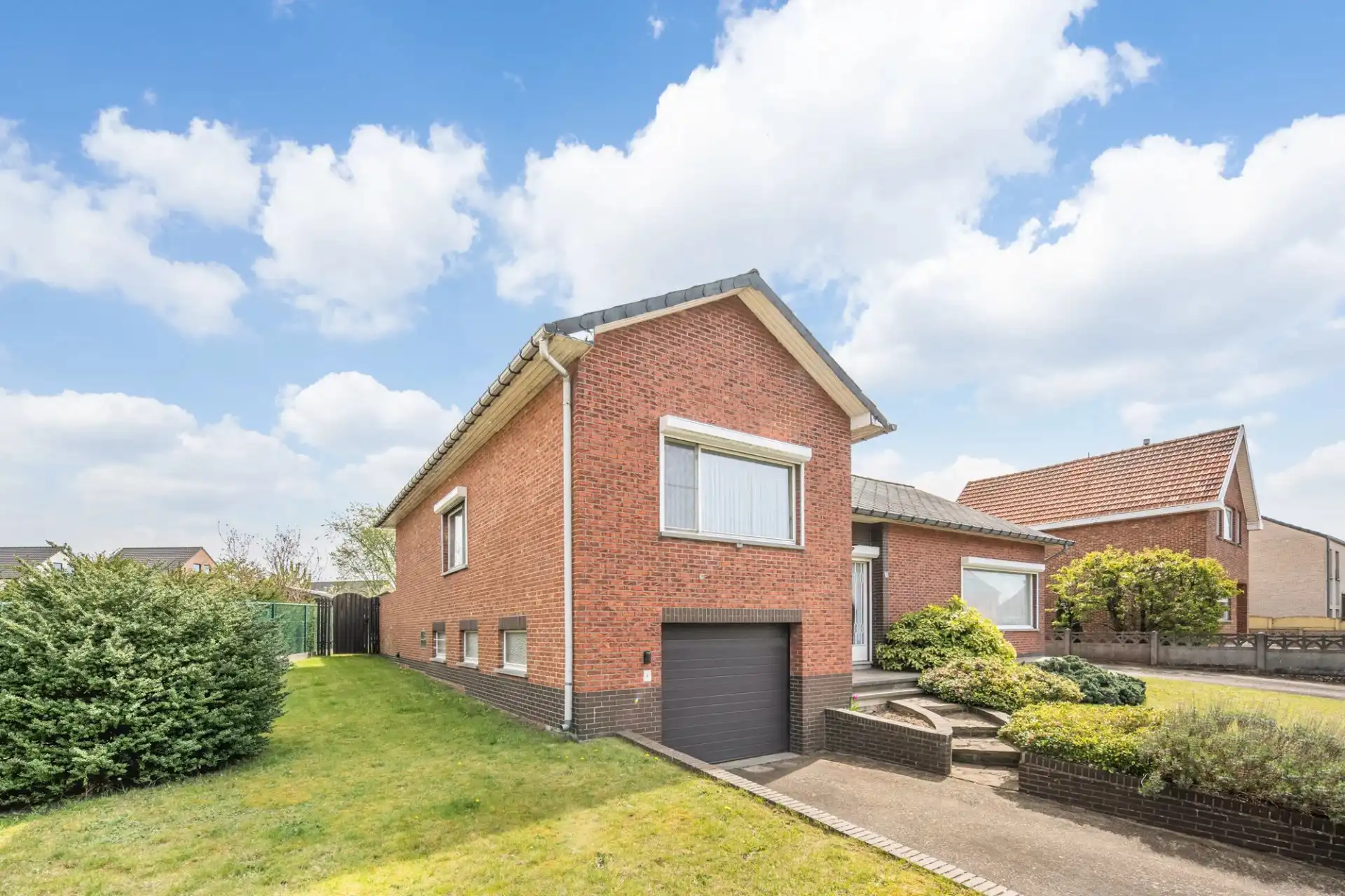 Ruime gezinswoning met 3 slaapkamers in Koersel (Stal) foto 19