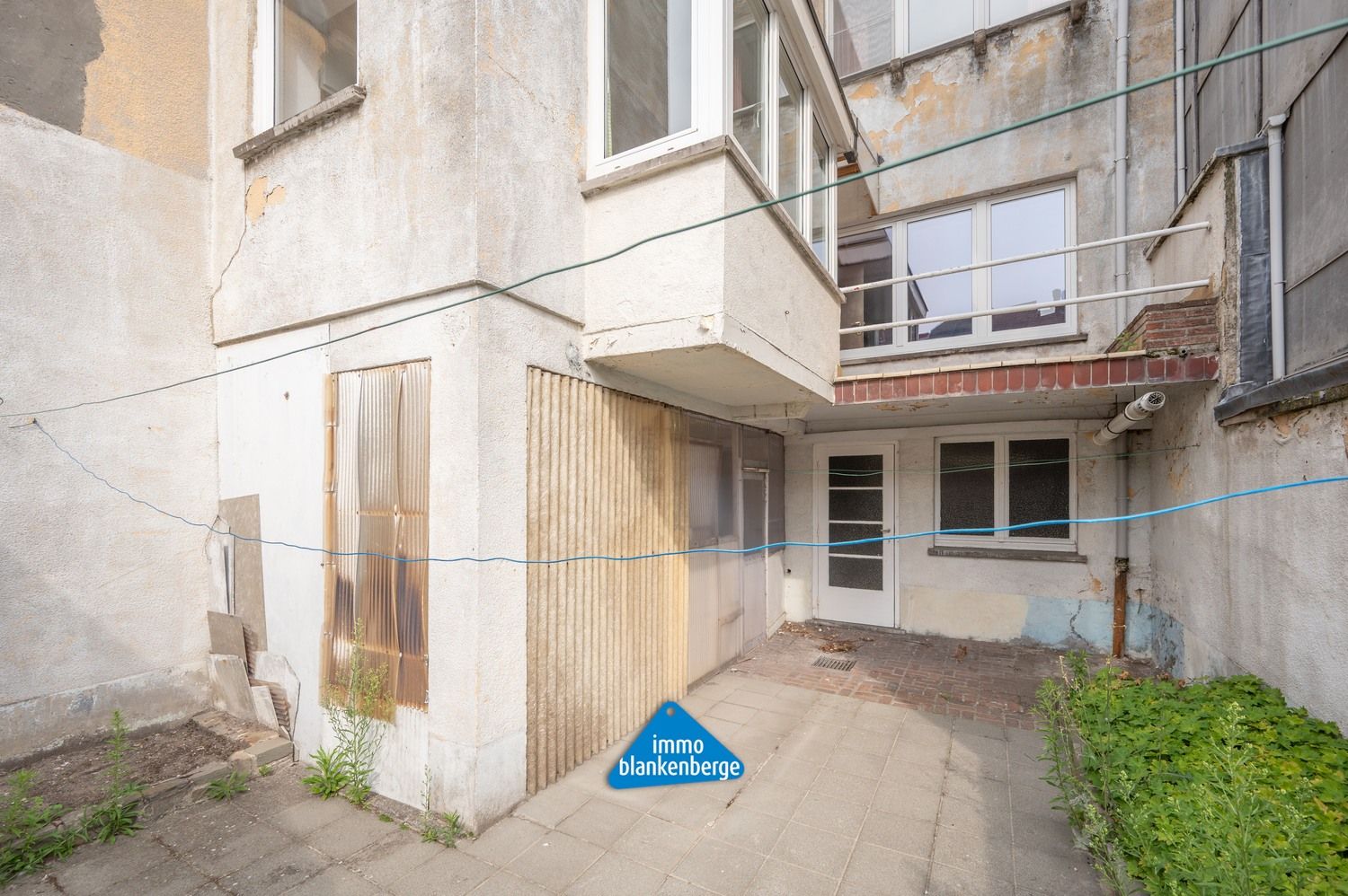 Ruime Bel-etagewoning op een Steenworp van Zee, Strand en Duinen foto 18