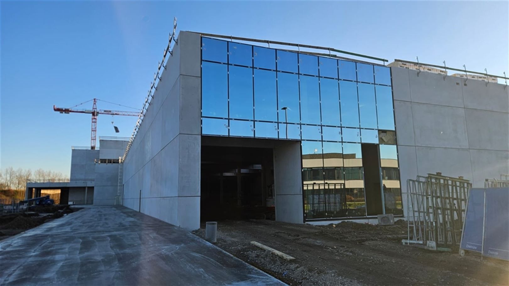 Twee nieuwbouw loodsen met zichtlocatie E17 foto 3