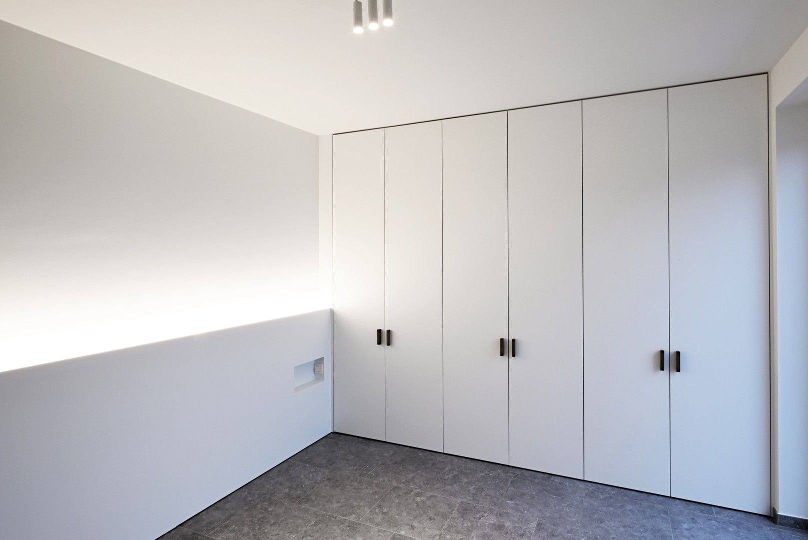 Nieuwbouw appartement met zuidgericht terras op een topligging in Tielt! foto 7