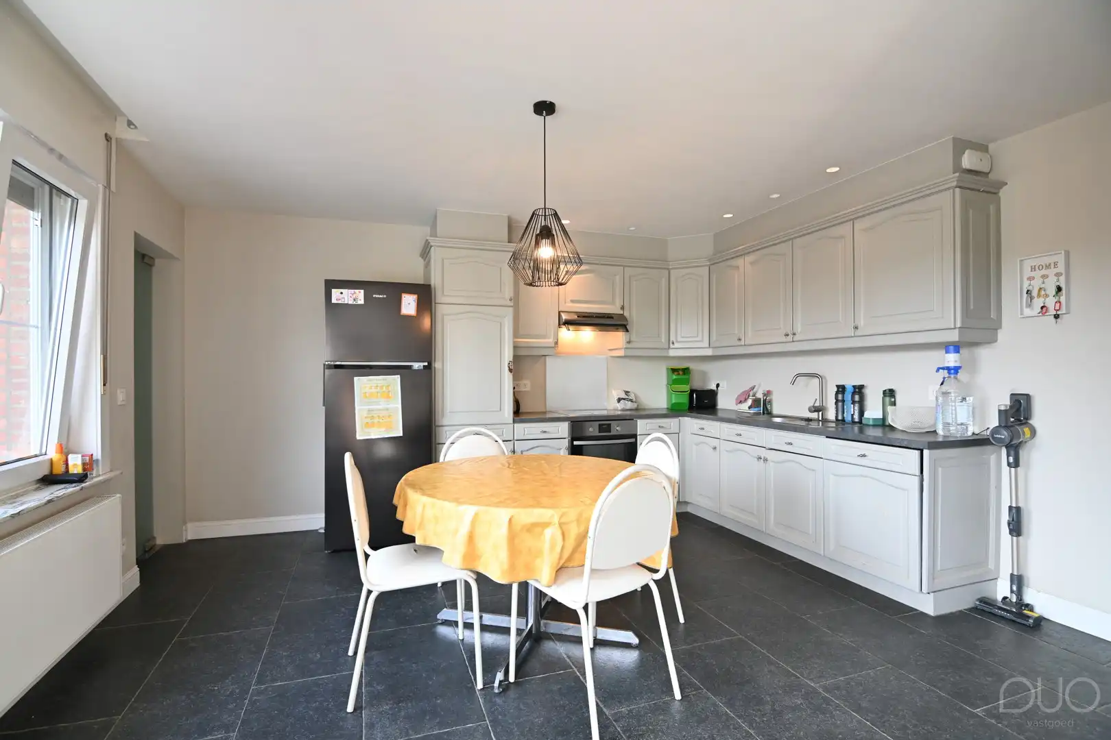 Landelijk genieten op een toplocatie in Haspengouw, recentelijk gerenoveerd en instapklaar! foto 12