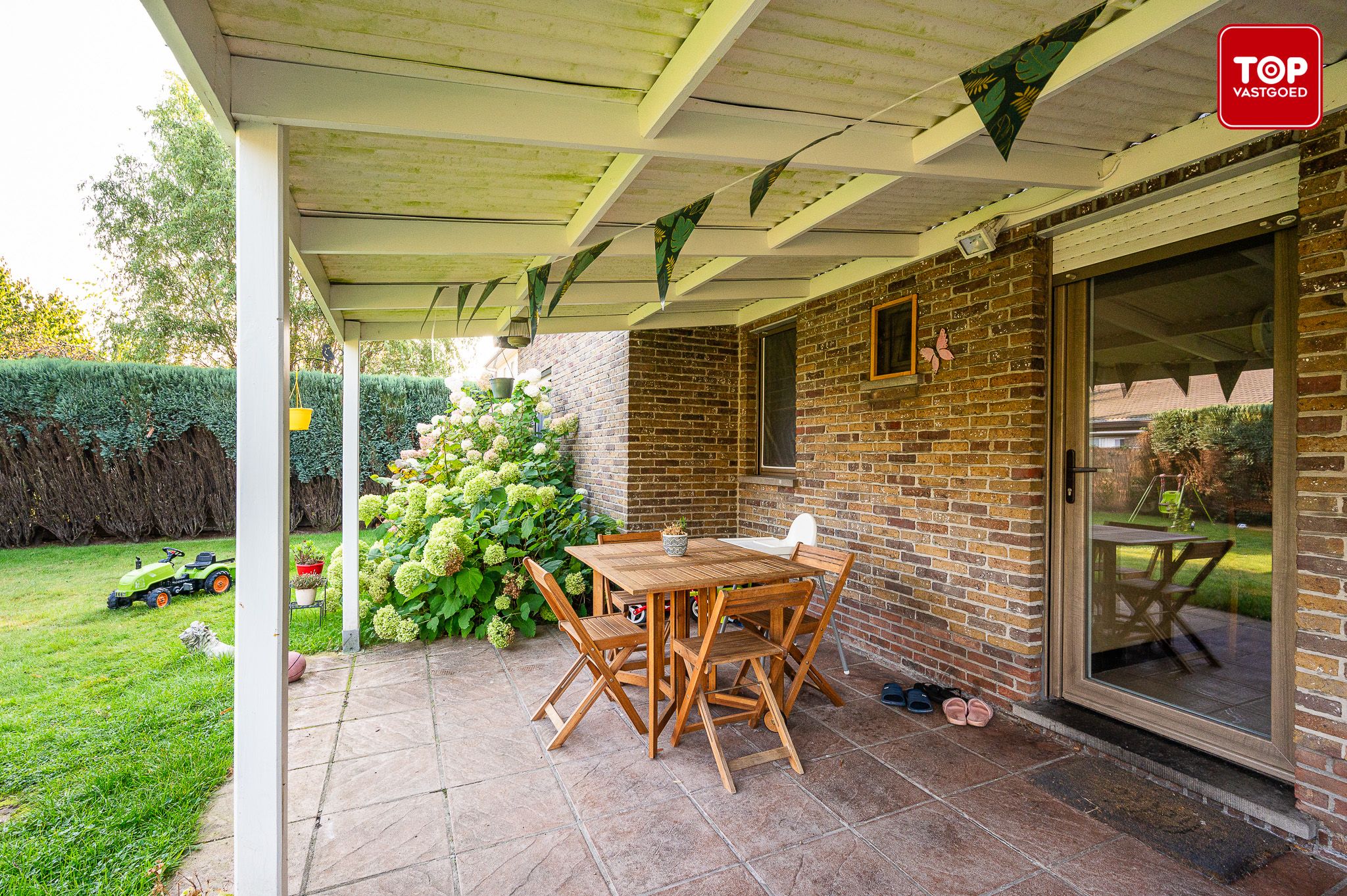 Alleenstaande instapklare woning met 2 slaapkamers en garage. foto 24