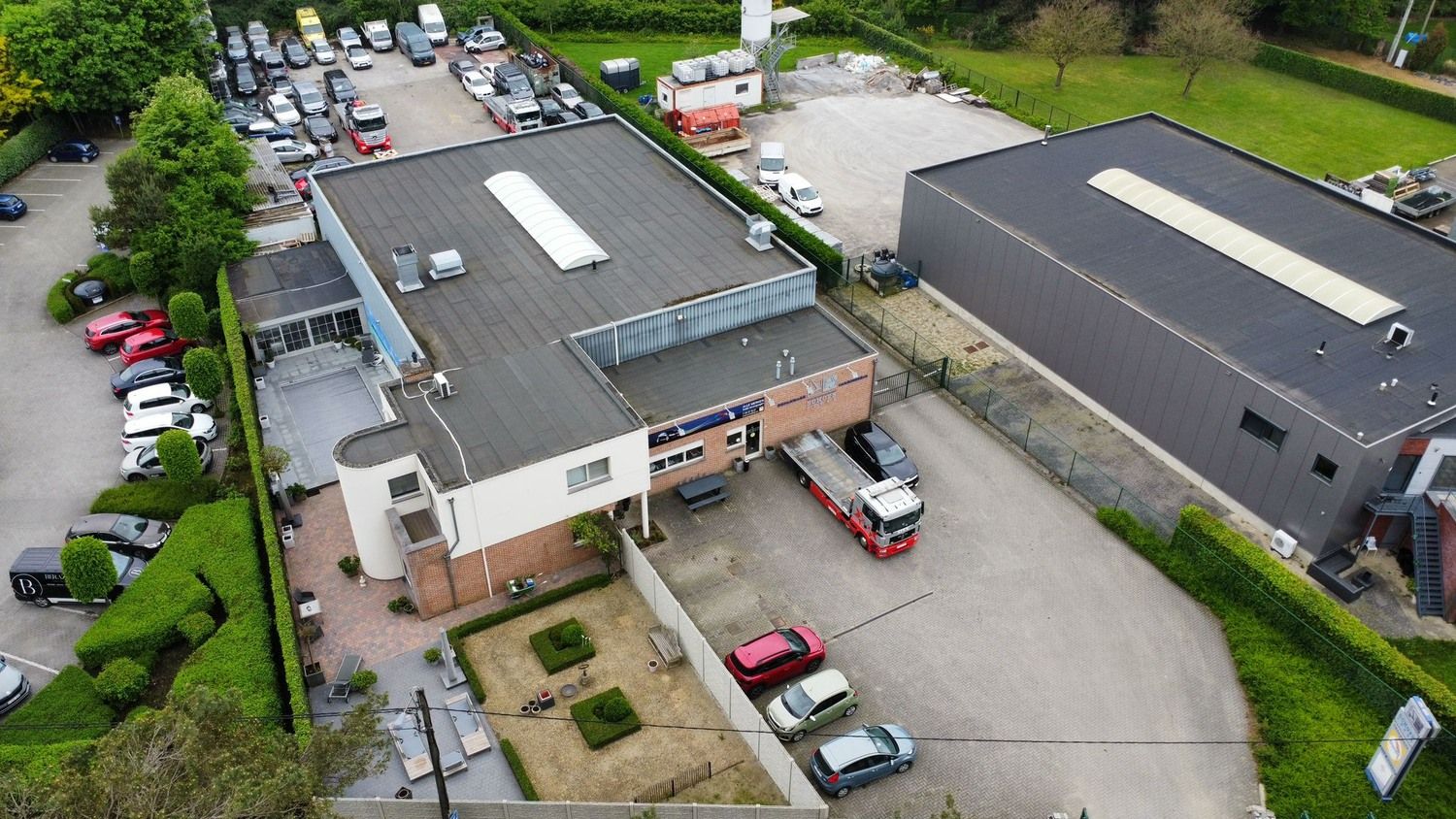 Overdracht handelsfonds, uitstekende ligging! foto {{pictureIndex}}