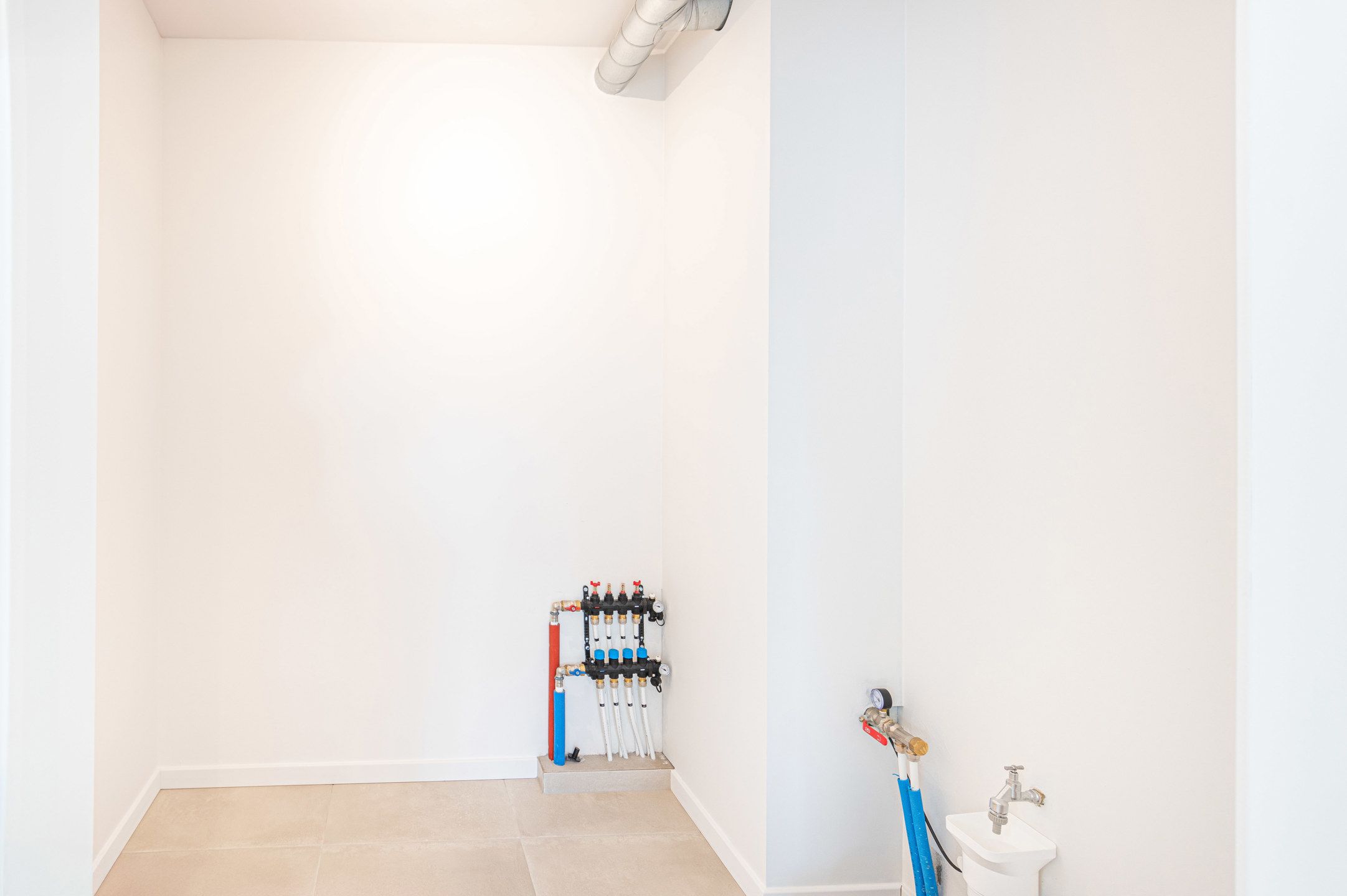 Moderne nieuwbouw woning met 4 slaapkamers! foto 7