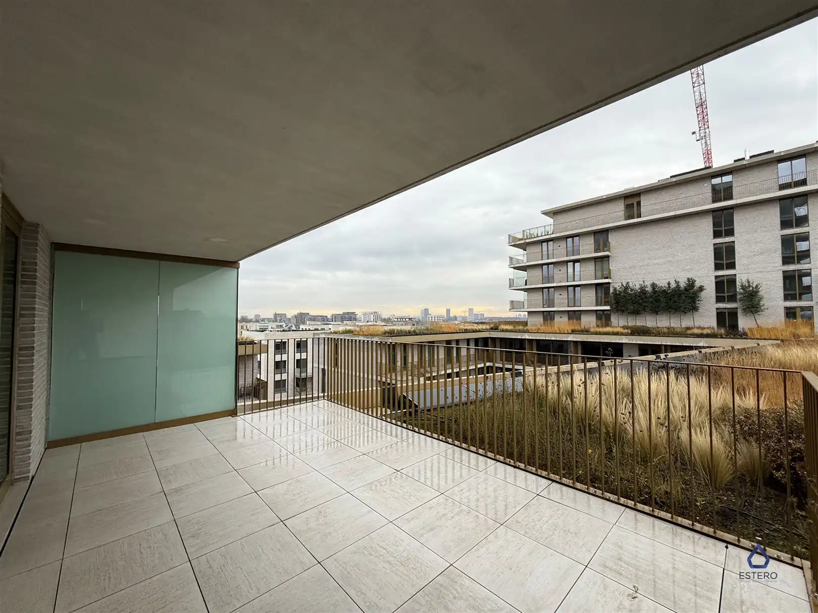 Luxe nieuwbouwappartement met dubbel terras op toplocatie foto 11