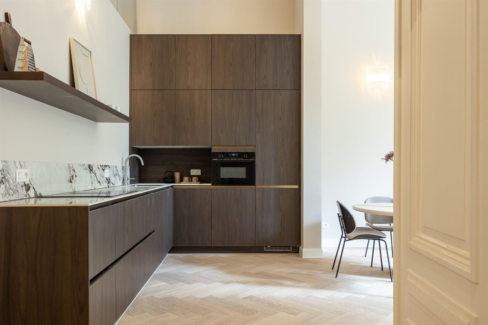 High-end living in piekfijnappartement foto 5