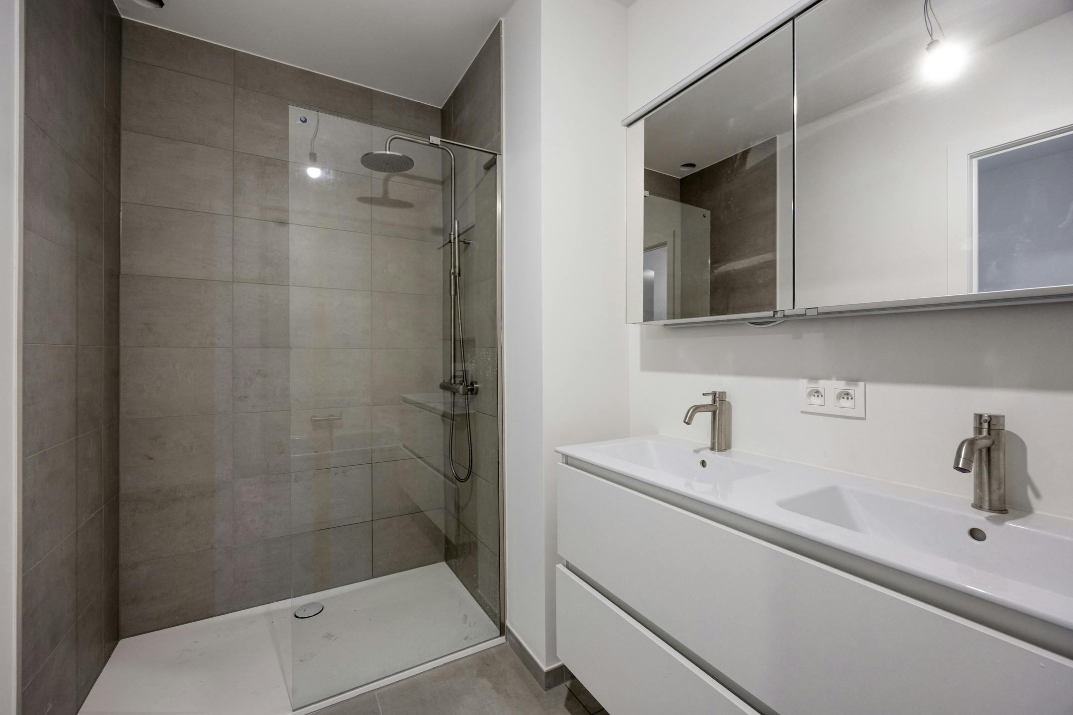 A0103 Rivert nieuwbouwappartement Antwerpen  foto 7