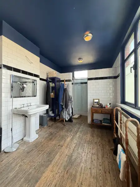 Karaktervolle burgerwoning met mooie elementen nabij de Visserij foto 19