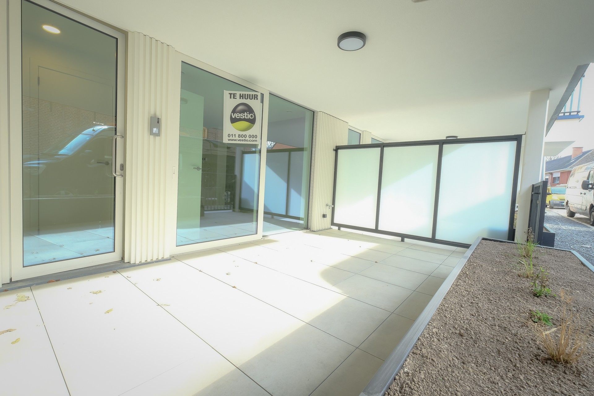 Prachtig gelijkvloers 1-slaapkamer appartement in hartje Bilzen. foto 15