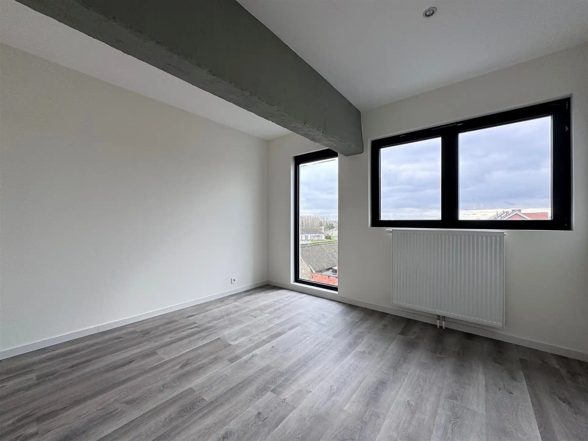 Energiezuinig gerenoveerd appartement met 2 slaapkamers. foto 12