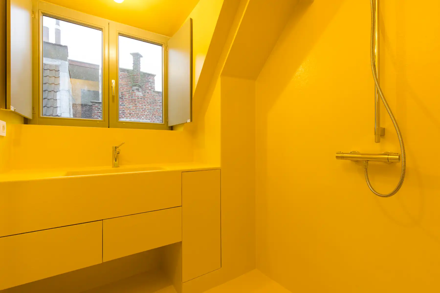 Duplex 1 slpk op toplocatie in Antwerpen foto 11