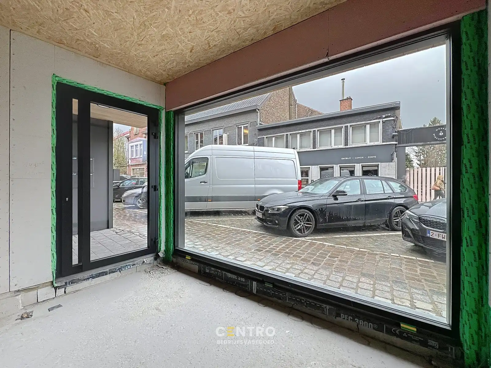 CASCO handelsgelijkvloers (± 60m²). Verdere afwerking in onderling overleg! foto 7