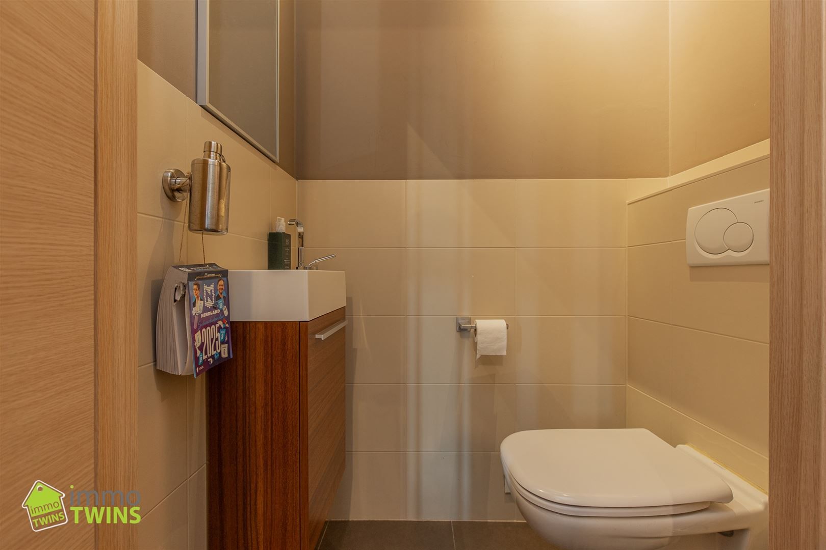 Instapklaar appartement met terras te Moerzeke foto 10
