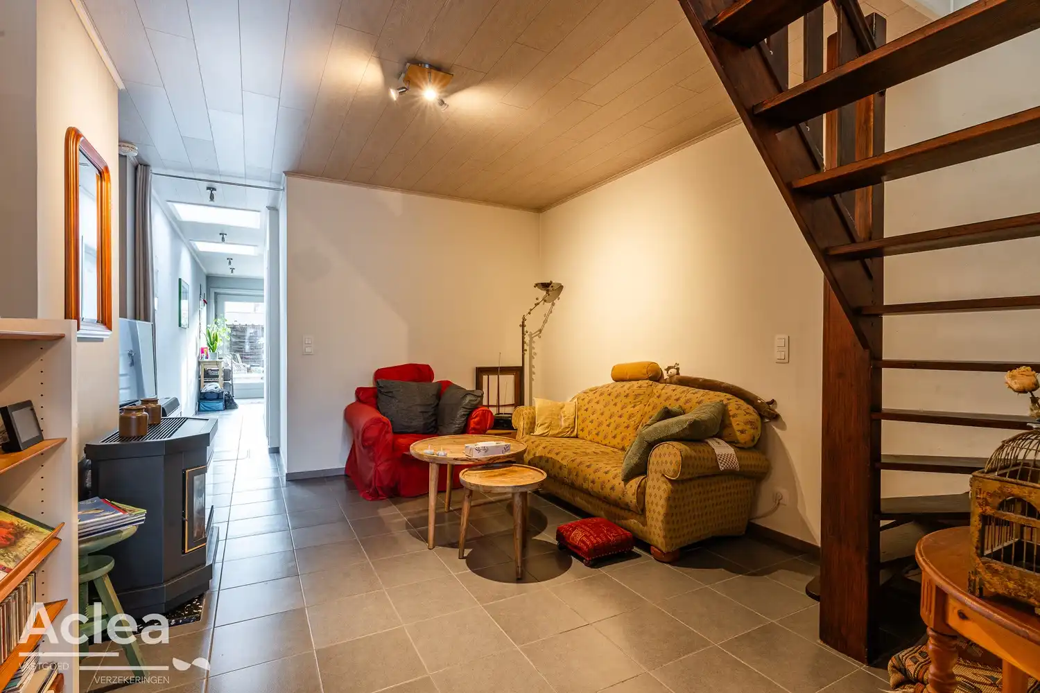 Goed gelegen woning met 3 slaapkamers én garage foto 4