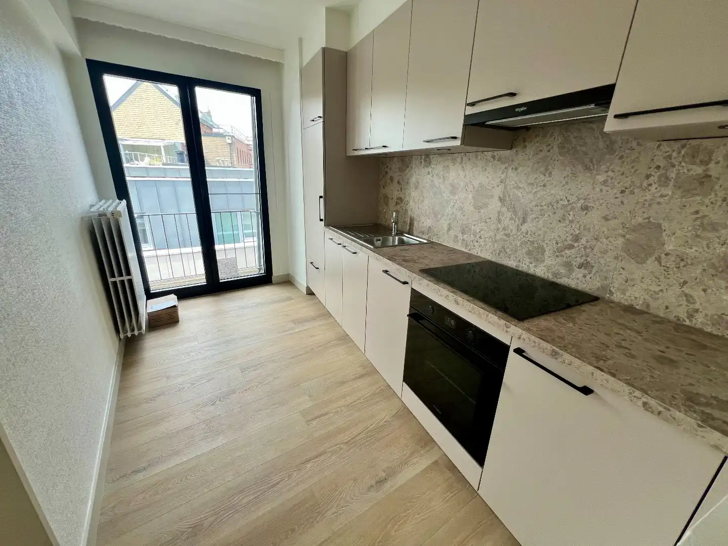 Penthouse met 2 slaapkamers te huur in hartje Tienen foto 4