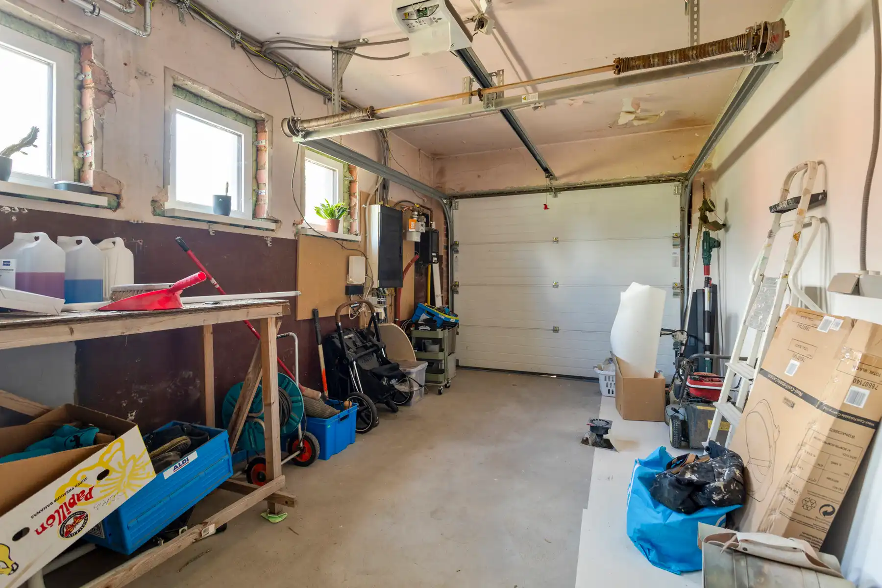 Ruime, energiezuinige gezinswoning met prachtige tuin foto 12