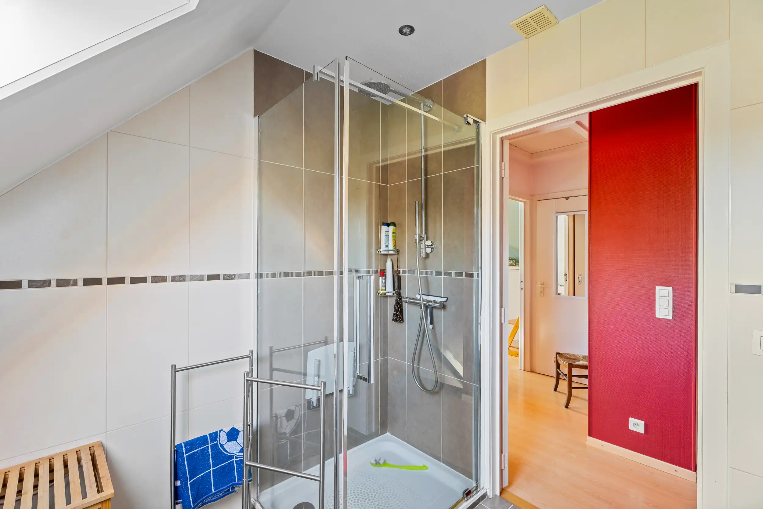 Instapklare gezinswoning in gegeerde, residentiële, woonwijk foto 10