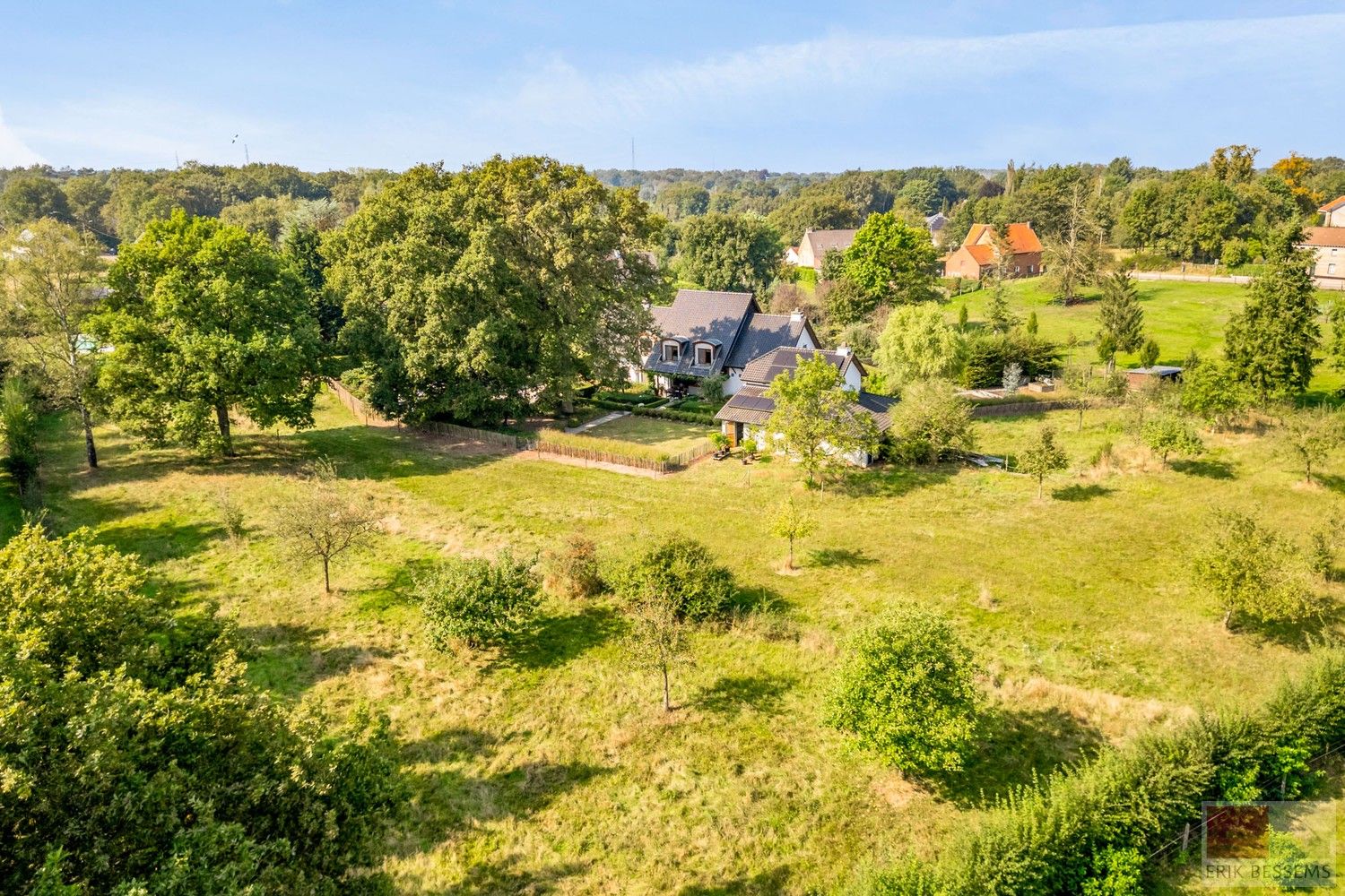 Bijzonder landhuis op bijzondere locatie grenzend aan Kattevennen en in de directe omgeving van Genk-Centrum foto 96