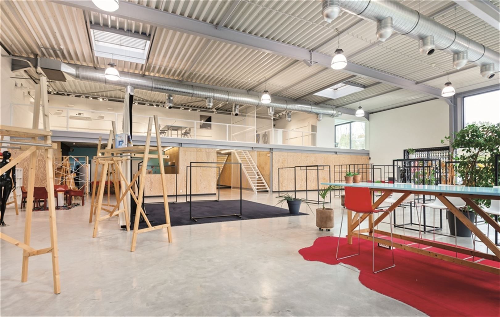 Kantoorgebouw foto 13