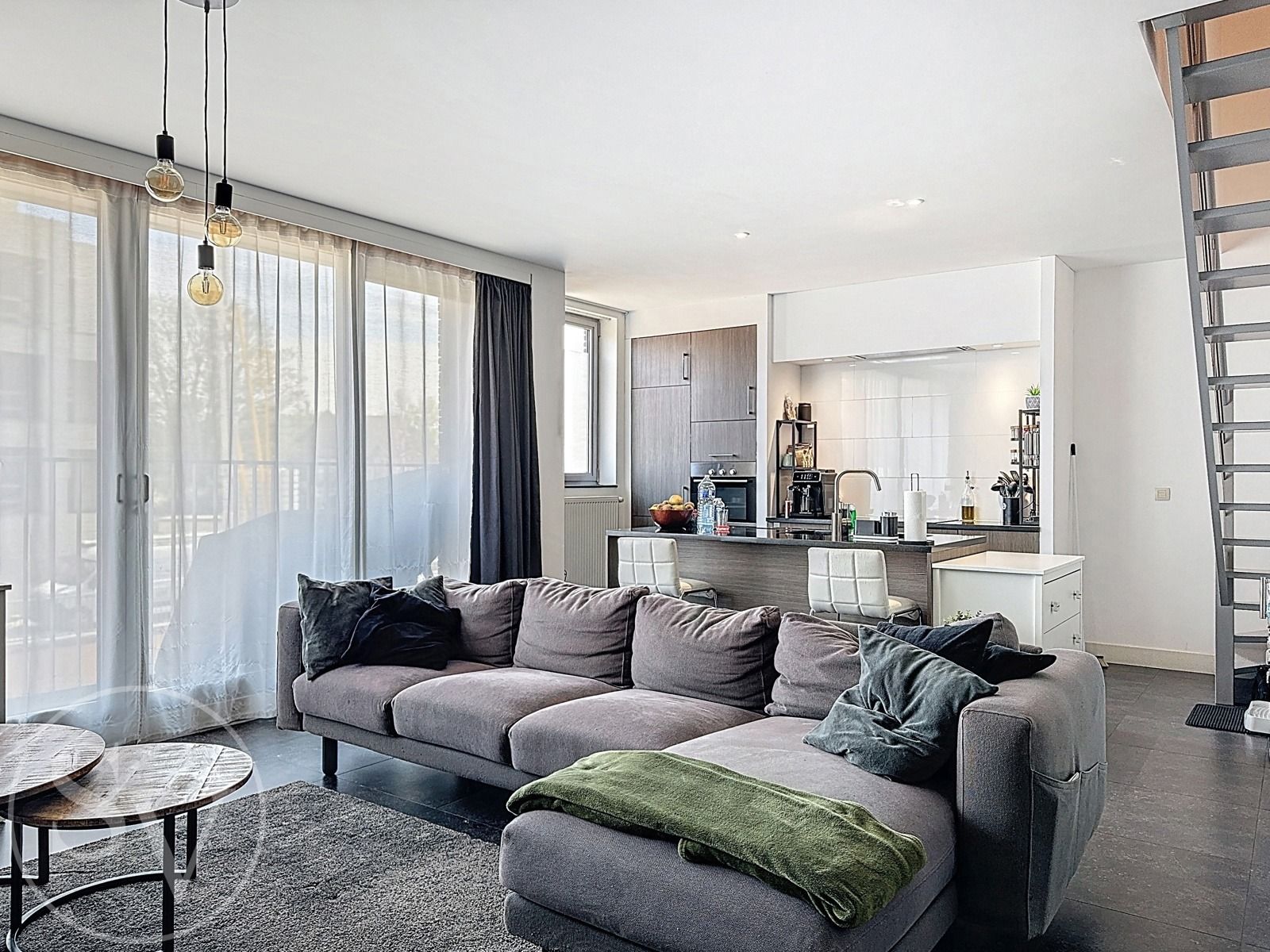 Duplex appartement met 2 slaapkamers. foto {{pictureIndex}}