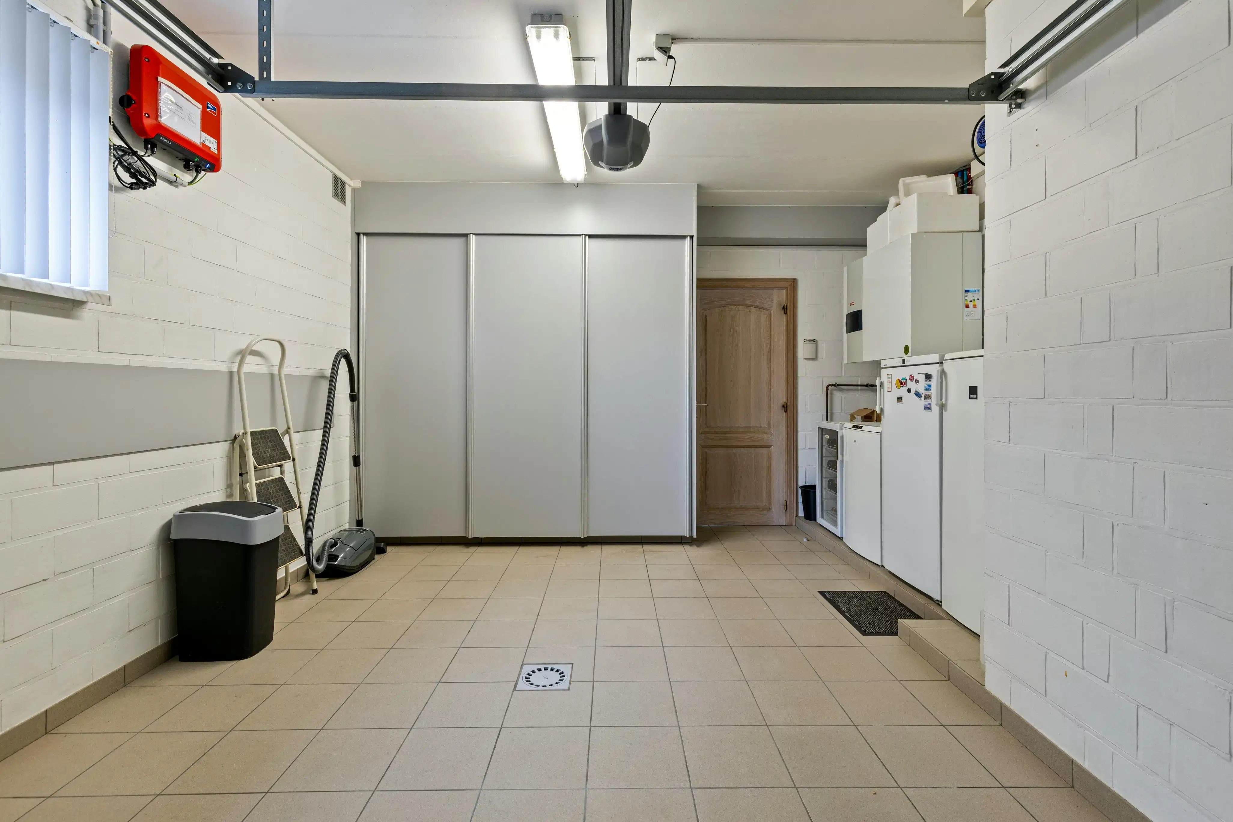 Instapklare gezinswoning in rustige wijk te Roeselare foto 16