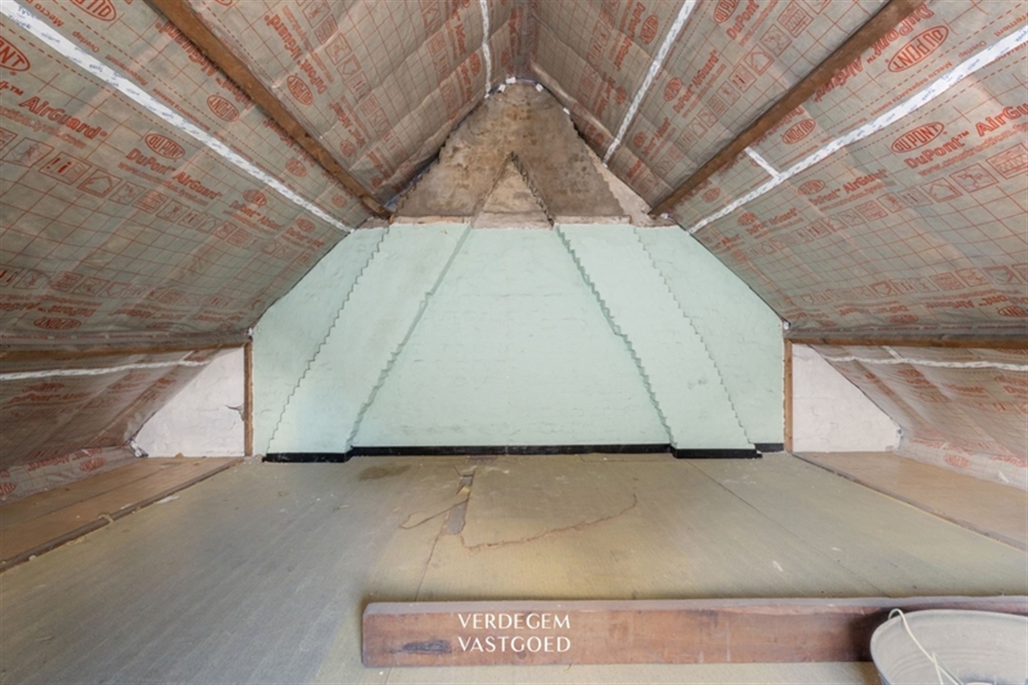 Woning met 2+1 slaapkamers, grote garage en tuin foto 10