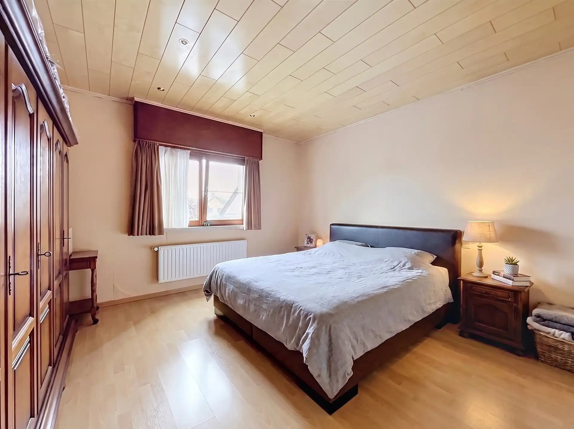 half open bebouwing met 3 slaapkamers en garage op perceel van 545m² foto 7