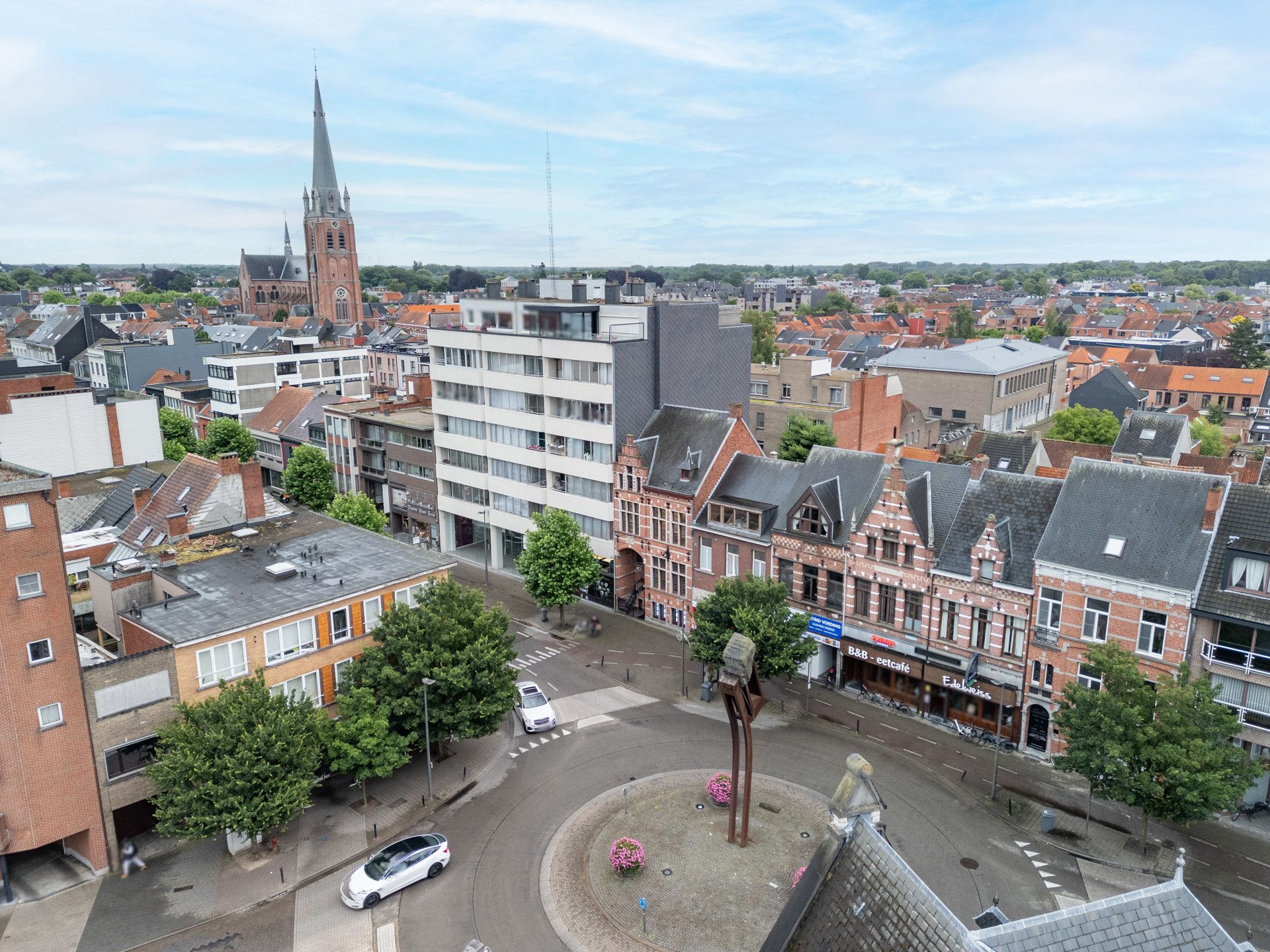 Ruim appartement met 2 slpks, 2 terrassen en autostplts. foto 21