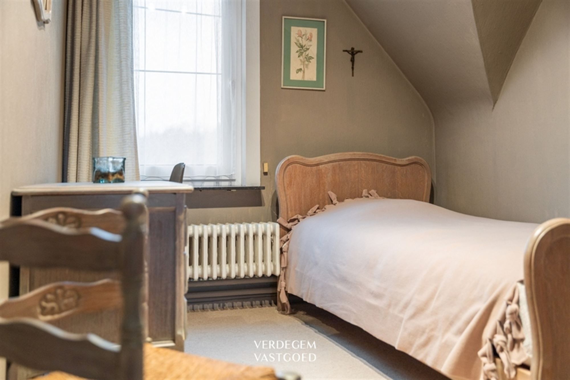 Karaktervolle woning met 3 slaapkamers, inpandige garage en tuin foto 14