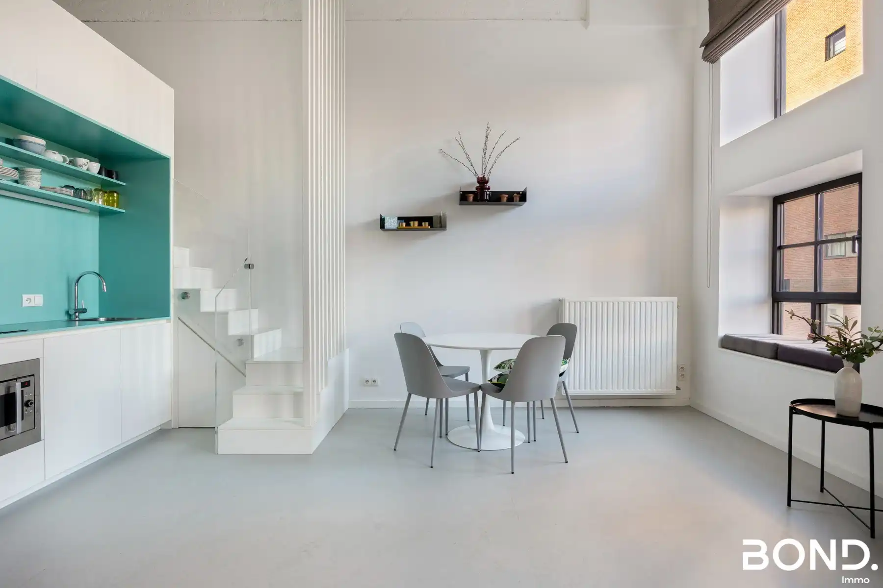 Studio met loftgevoel en parking aan de Vaartkom in Hungaria foto 5