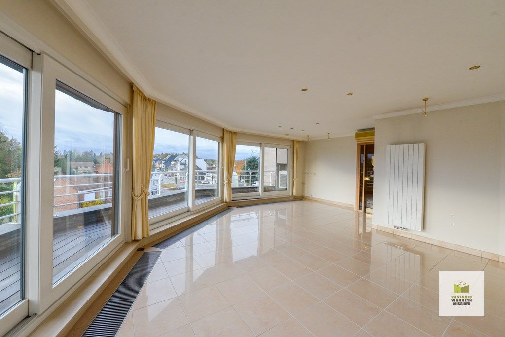 Zeer ruime penthouse met panoramisch zicht foto 7