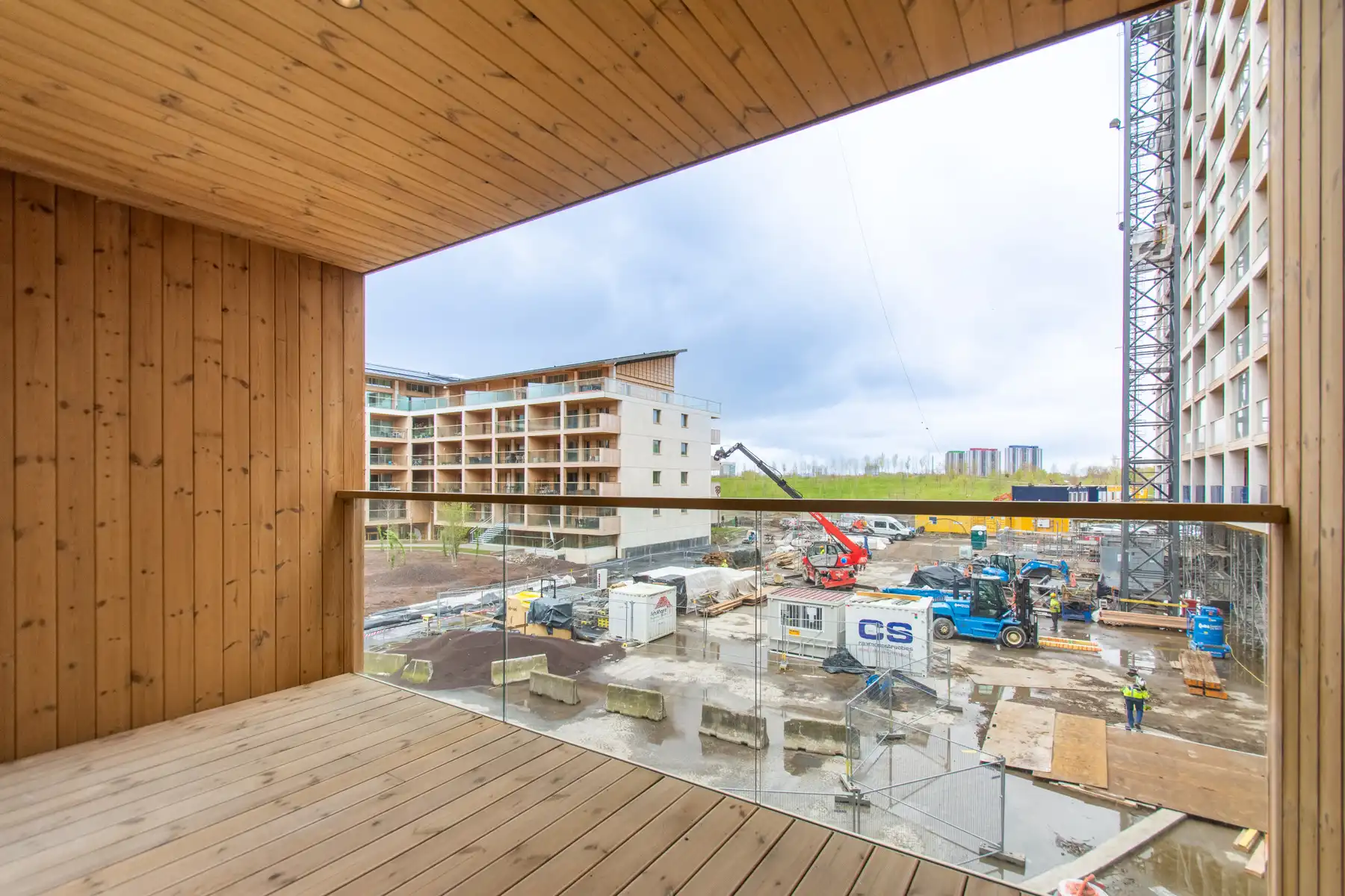 Ongemeubeld 2 slpk app. met mooi terrras foto 3