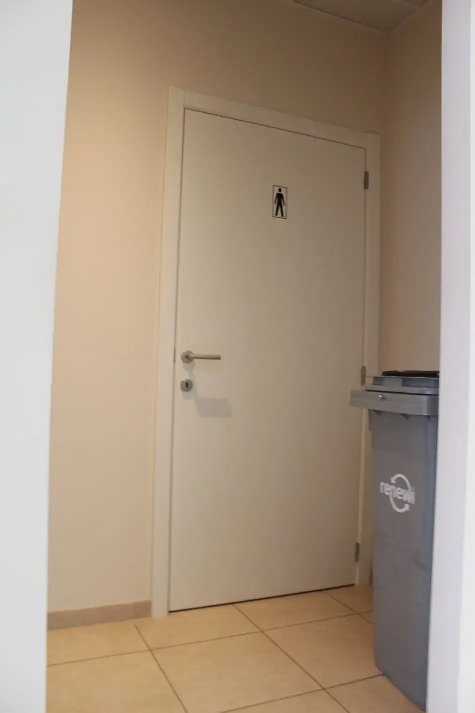 Commercieel kantoor in kantoorgebouw centrum Lommel foto 12