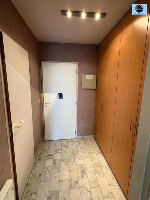 ZEER GOED GELEGEN STUDIO TE OOSTENDE foto 10