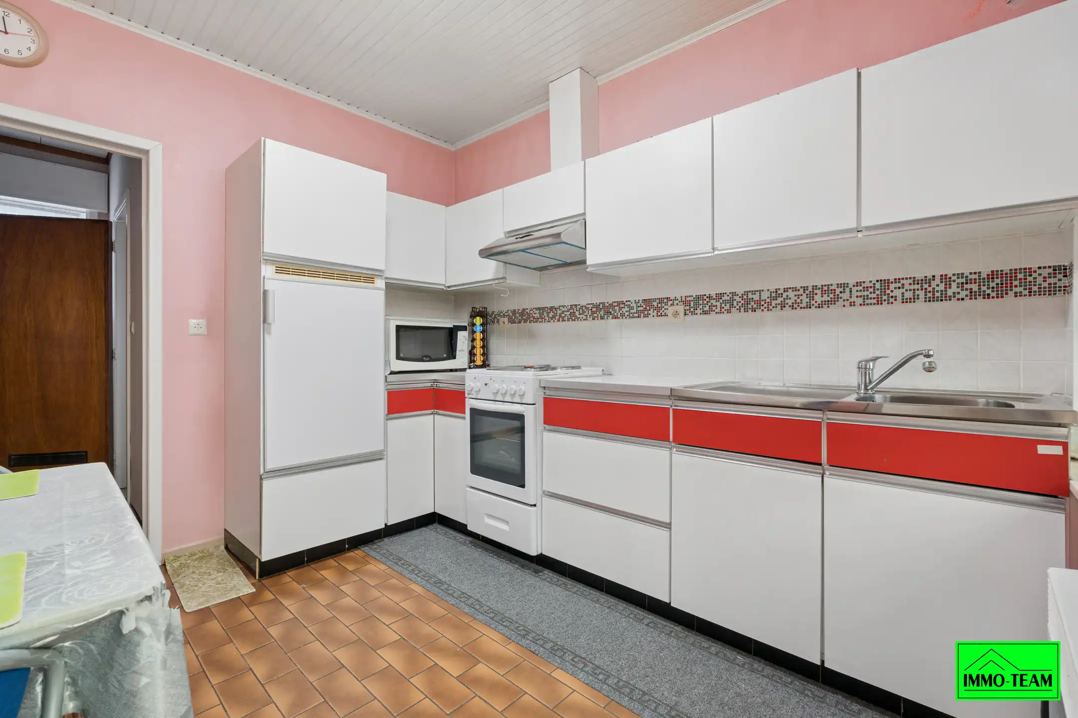 charmante bungalow met mooie tuin en 3 slaapkamers foto 8