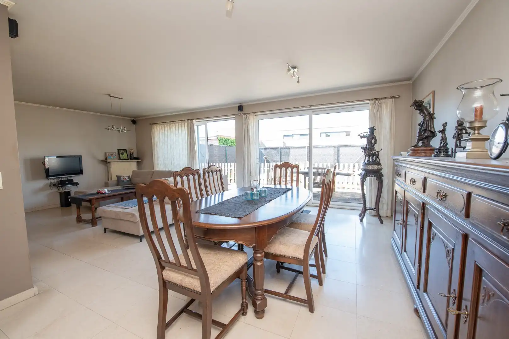 Te koop – Gelijkvloers appartement met terras, tuin en garage in Wielsbeke foto 3
