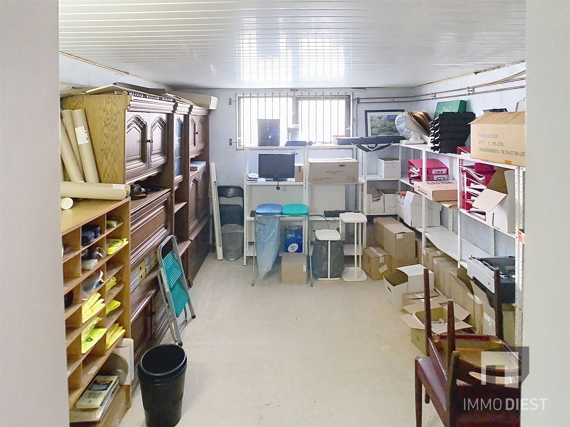 Gelijkvloers kantoorpand op strategische ligging  foto 29