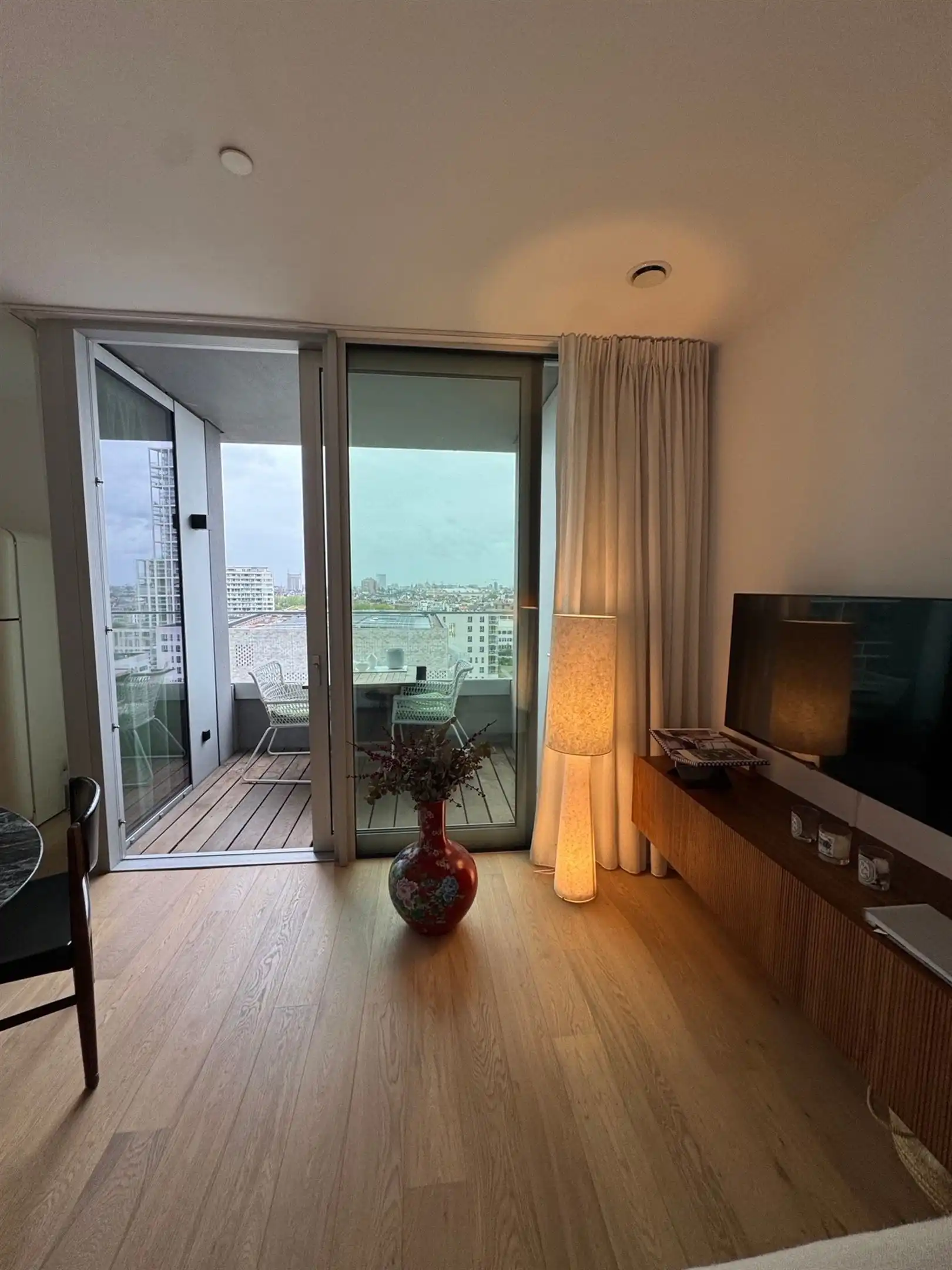 Nieuw Zuid, een dorp in de stad - prachtig appartement met 2slk, terras en parking foto 8