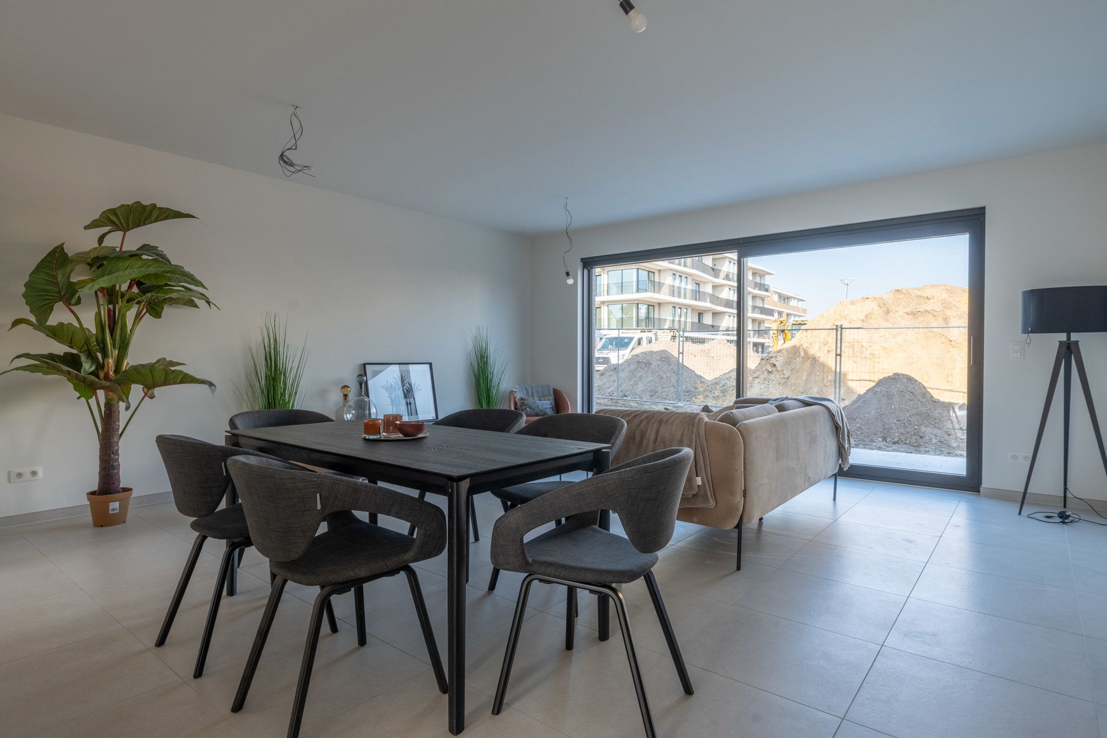 Knappe energiezuinige woningen met 5 slpks en garage foto 4