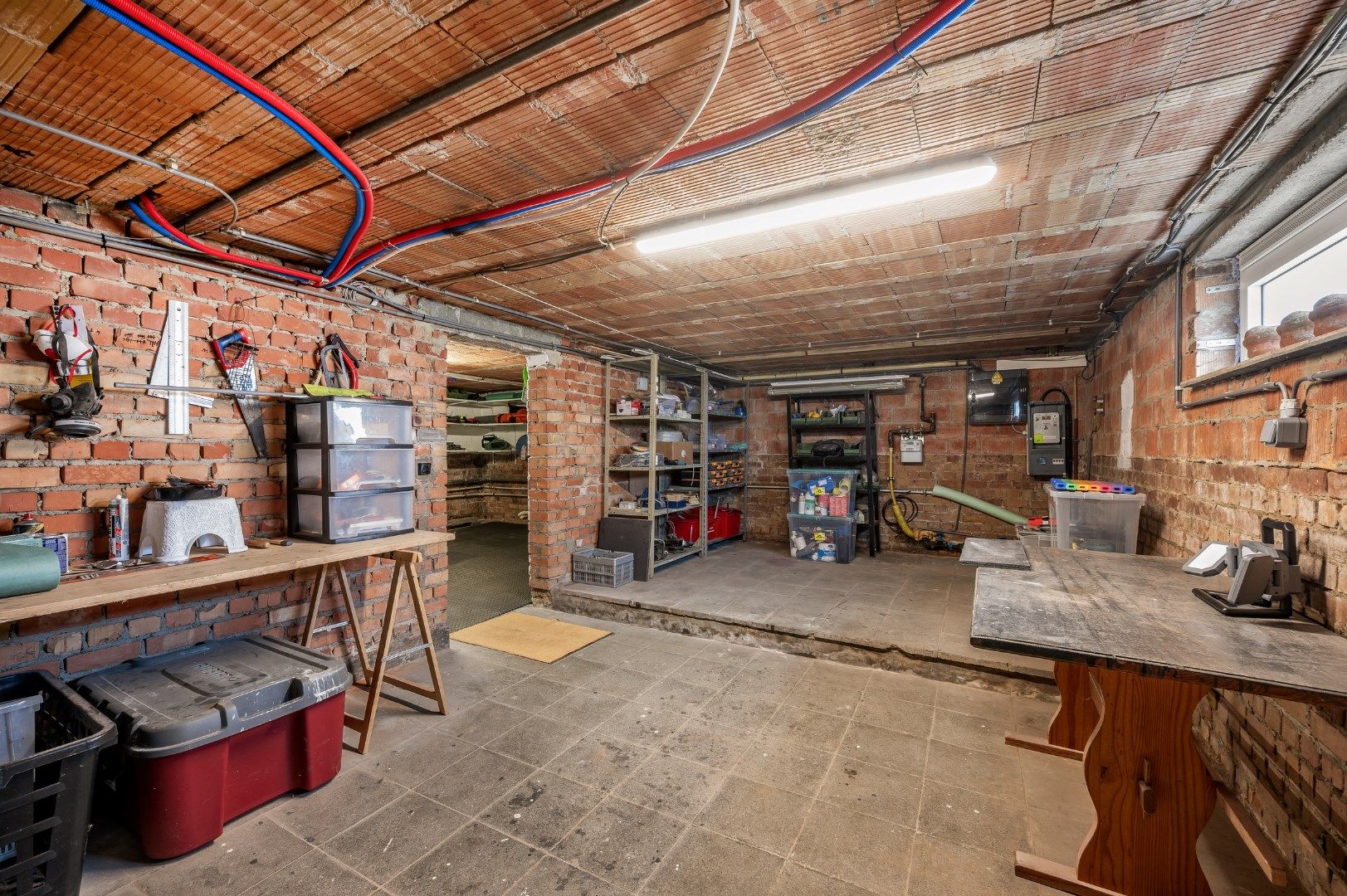 GERENOVEERDE WONING MET 3 SLPKS, TUIN EN RUIME GARAGE (973m²) foto 22