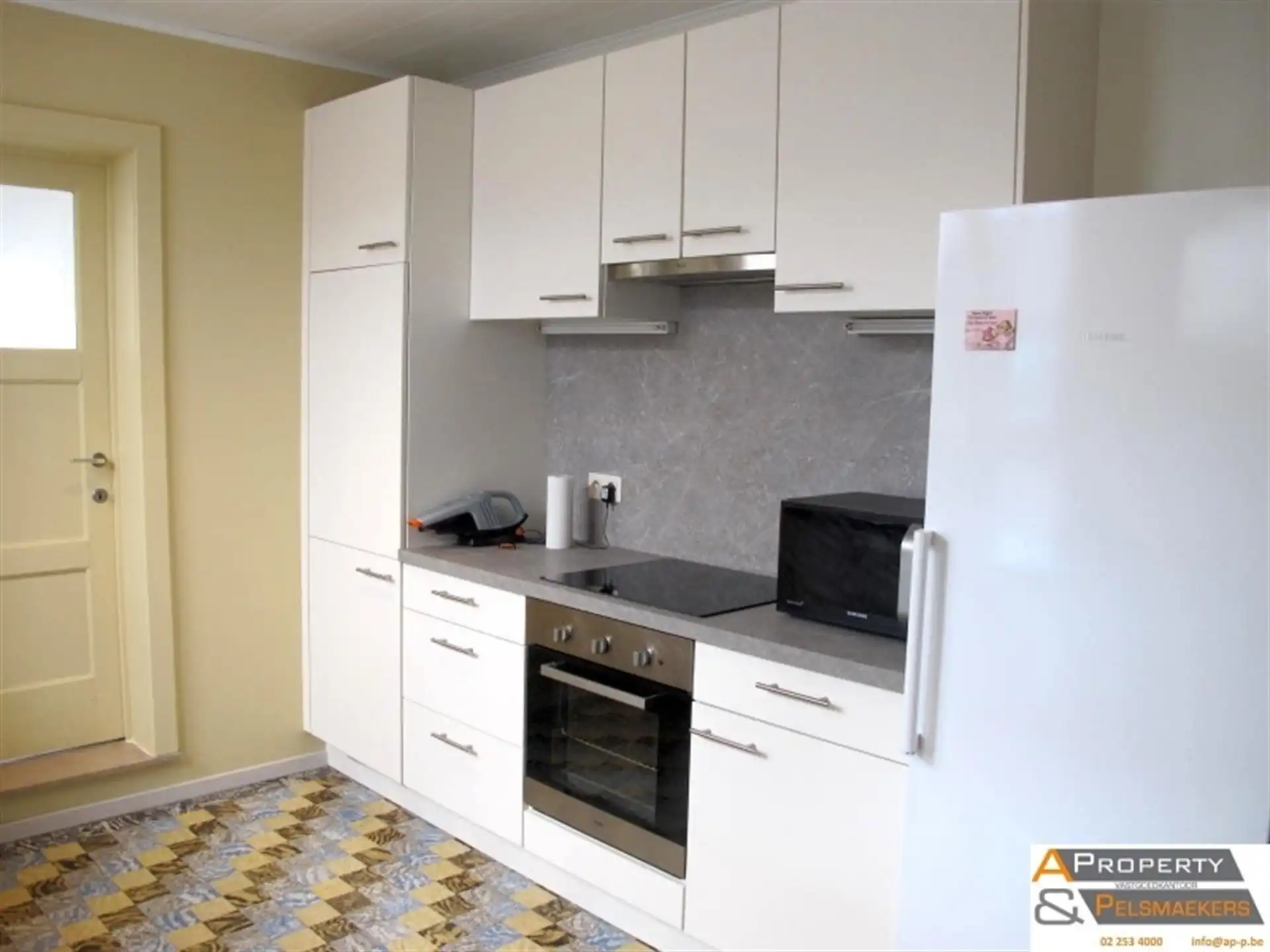 Woning met tuin foto 7