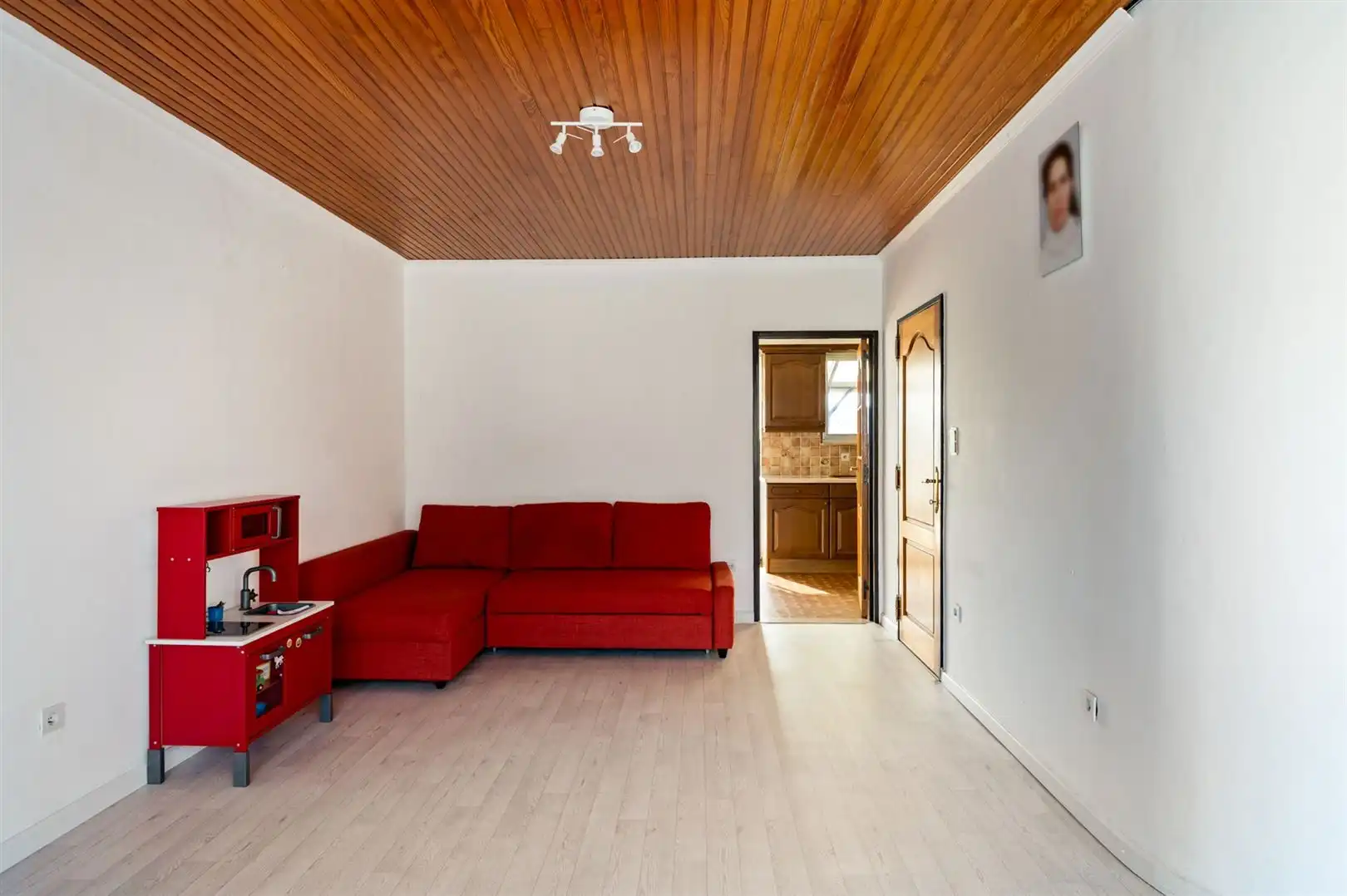 Ruime bel-etagewoning op ca. 350m2 met 3 slaapkamers foto 4