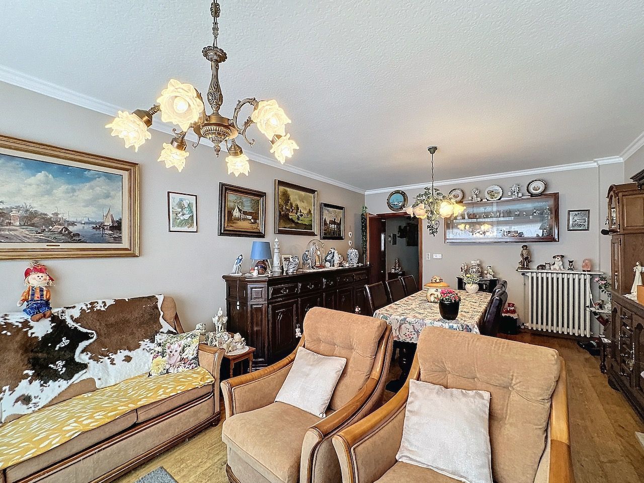 Bijzonder ruim gelijkvloers appartement met mooie tuin in het centrum van Heist foto 3