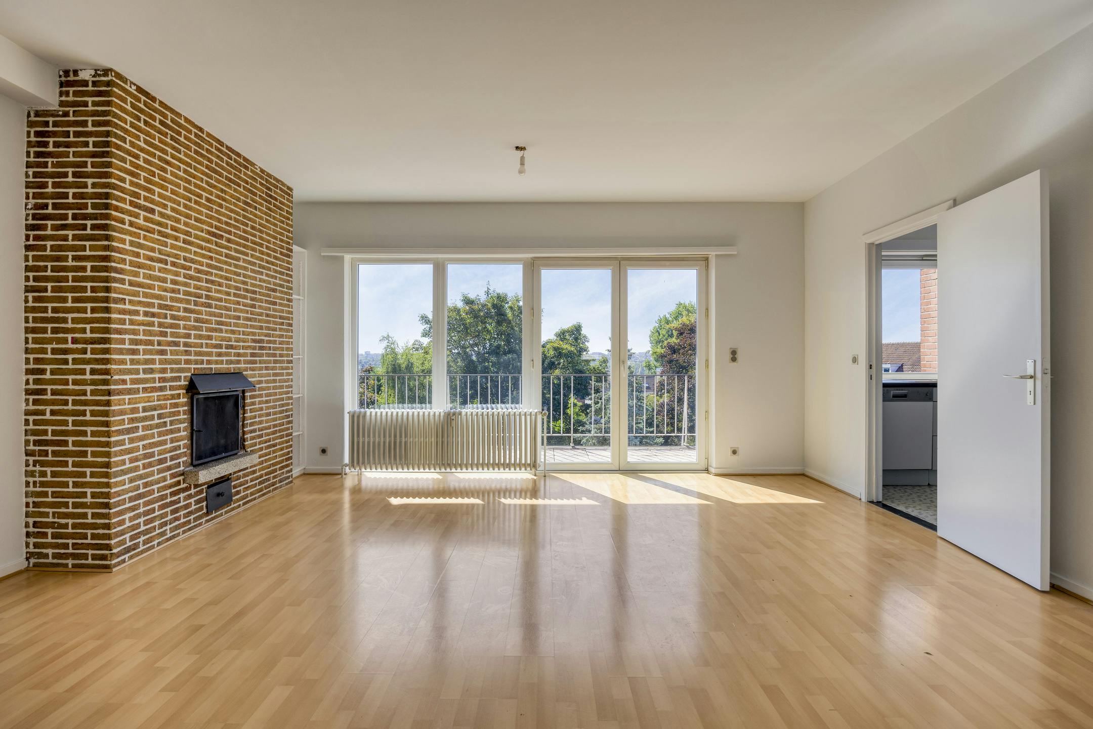 Appartement met twee slaapkamers in Neder-Over-Heembeek. foto 2