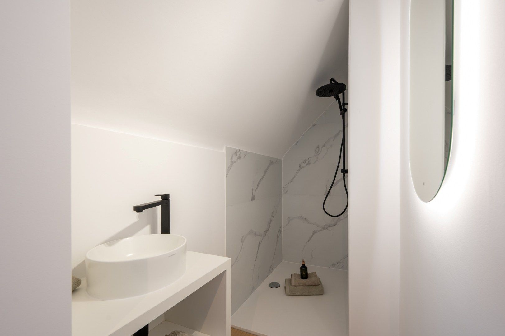 Ruim penthouse van 174 m² met vier slaapkamers en zonneterras foto 27