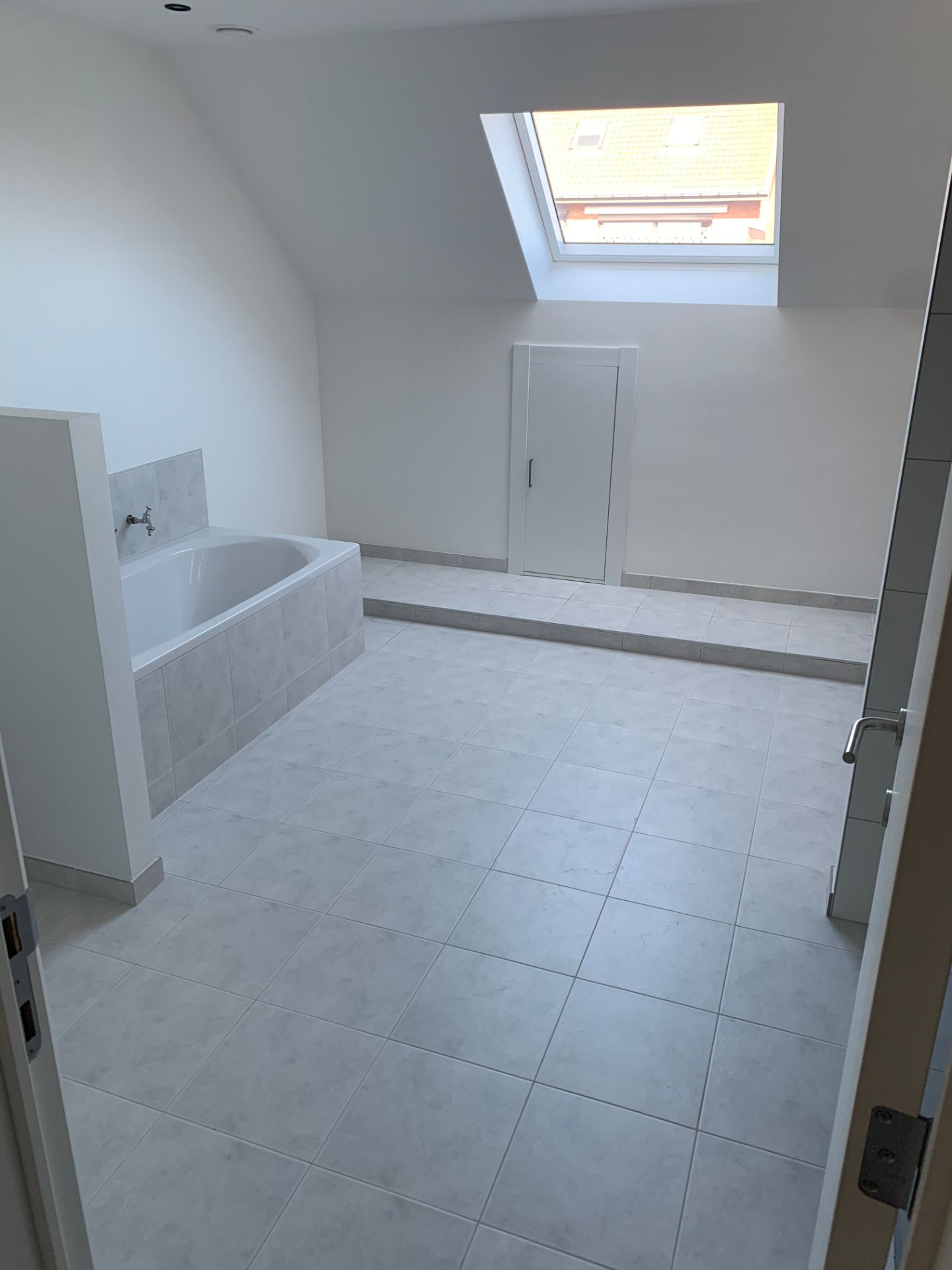 Volledig gerenoveerde halfopen bebouwing foto 12