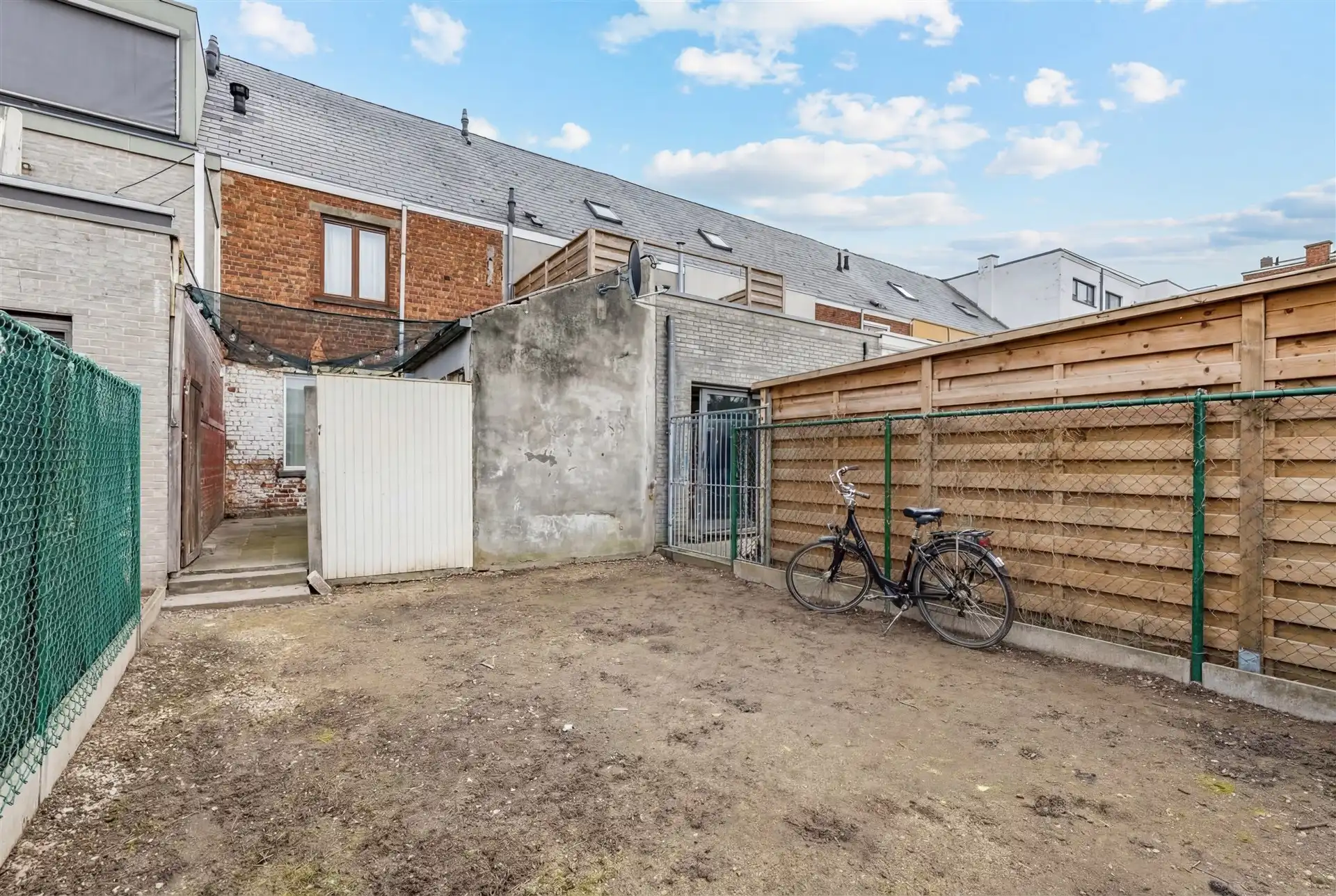 Op te frissen woning met 3 slks en tuin foto 17