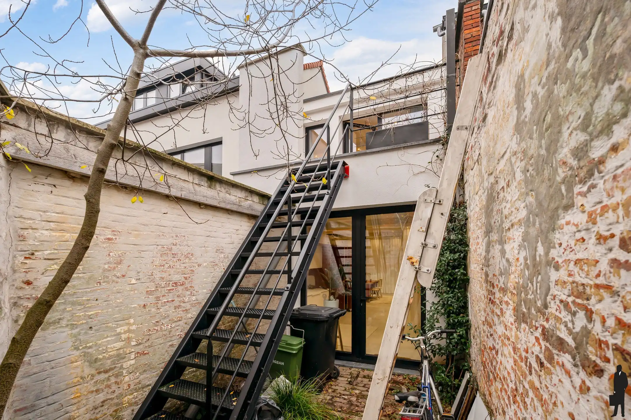 Appartement/woning met kantoor/praktijk! foto 22